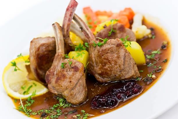 Carré de côtes d'agneau aux agrumes